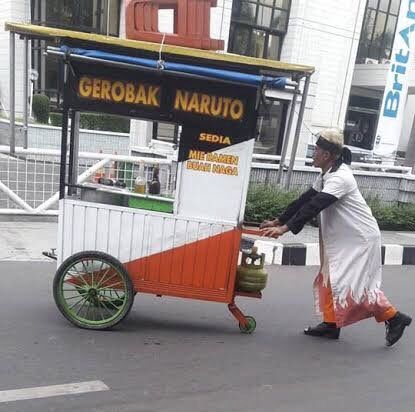 kelakuan nyeleneh para pedagang © berbagai sumber kelakuan nyeleneh para pedagang © berbagai sumber