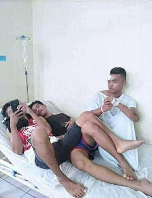 tingkah usil teman sendiri © berbagai sumber tingkah usil teman sendiri © berbagai sumber