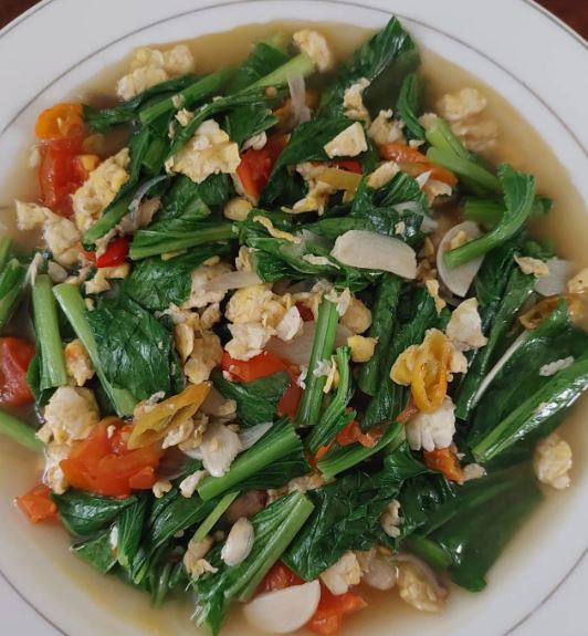 11 Resep cah sawi hijau, lezat, praktis, dan nggak bikin bosen