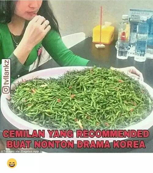 Potret kocak cemilan di rumah © berbagai sumber Potret kocak cemilan di rumah © berbagai sumber