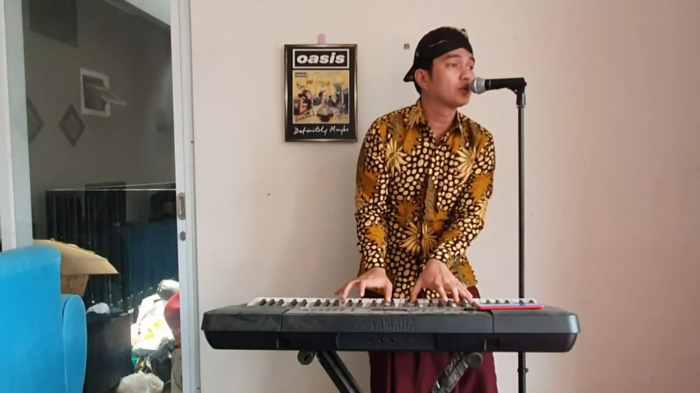 lagu ciptaan aldi taher buat para seleb tuai kontroversi © berbagai sumber