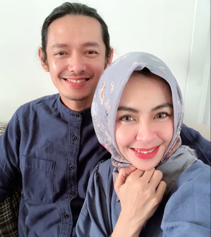 potret mesra rico kanindra bareng istri usai nikah diam-diam © 