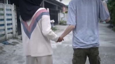 potret telaten TKW urus anak majikan dengan kondisi disabilitas © berbagai sumber