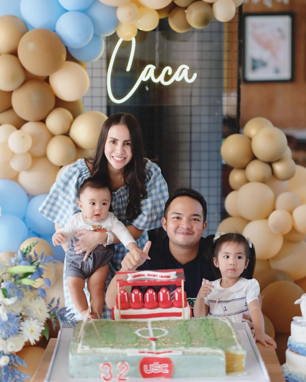 penyanyi ini dulu dihujat karena giginya jelek © 2023 brilio.net penyanyi ini dulu dihujat karena giginya jelek © 2023 brilio.net