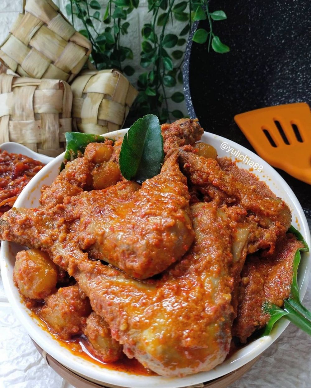 15 Resep olahan kentang dan ayam, empuk, nikmat, dan bikin selera makan tergugah