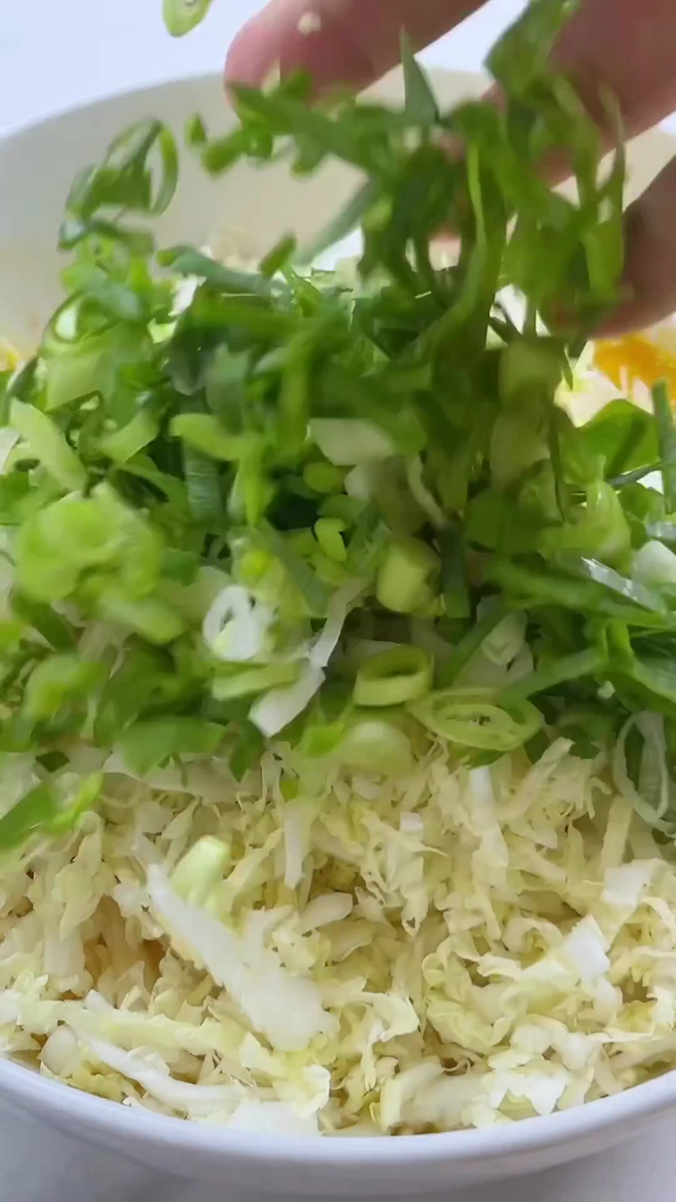 Jangan cuma ditambah terigu, ini cara bikin telur dadar agar lebih tebal, padat, dan super lembut