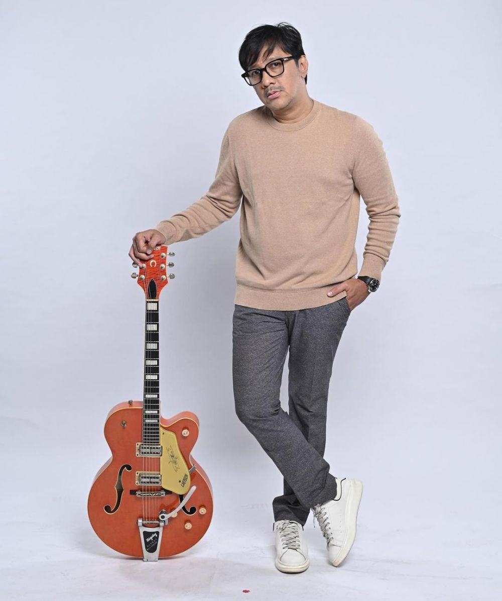 Andre Taulany pernah jadi pegawai bank © Instagram/@andreastaulany Andre Taulany pernah jadi pegawai bank © Instagram/@andreastaulany