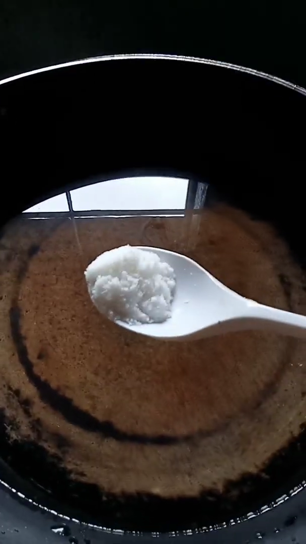 Bukan ditambah air, ini trik mengolah nasi sisa kemarin agar pulen dan bisa dimakan lagi