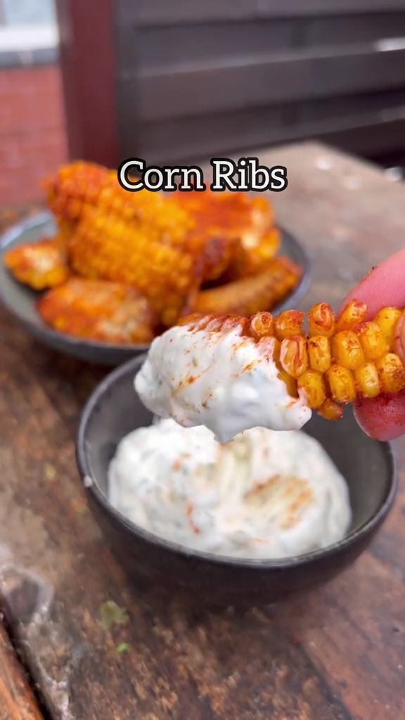 Tanpa pakai oven dan airfryer, ini cara praktis bikin corn ribs agar renyah dan bumbu meresap sempurna