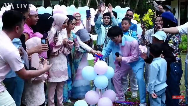 gender reveal atta dan aurel © berbagai sumber