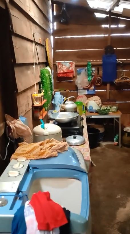 makeover dapur dua tema © TikTok makeover dapur dua tema © TikTok