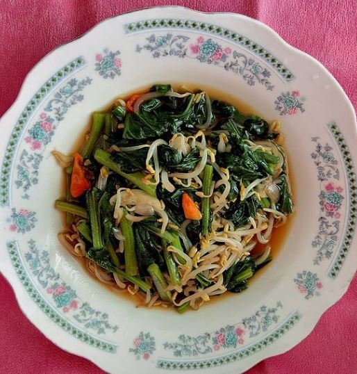 13 Resep tumis sawi hijau saus tiram, gurih, lezat, dan menggugah selera