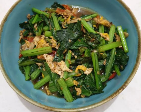 13 Resep tumis sawi hijau saus tiram, gurih, lezat, dan menggugah selera