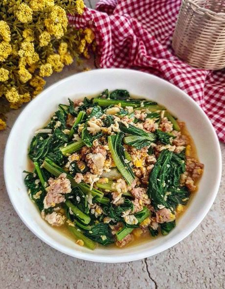 13 Resep tumis sawi hijau saus tiram, gurih, lezat, dan menggugah selera