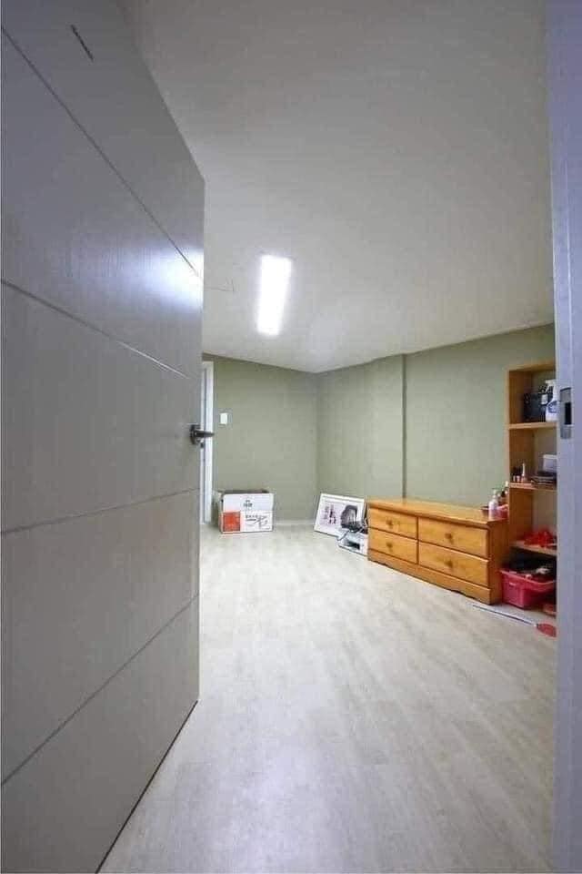 rumah tipis segitiga antimainstream © Facebook/Fillipino House Design