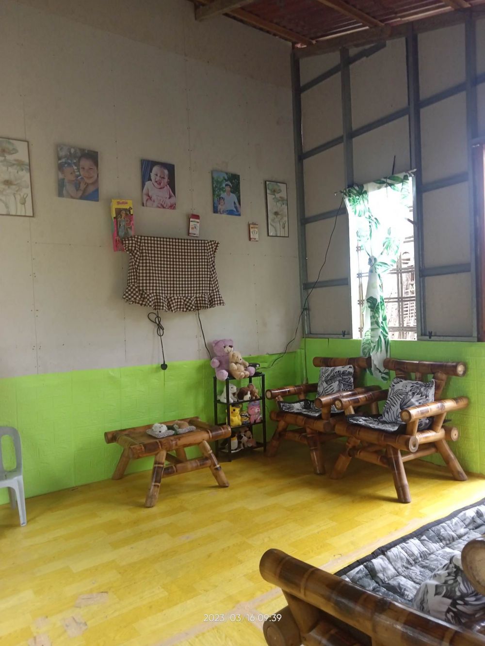 rumah tanpa teras sederhana tapi apik © Facebook/Home Design Pictures rumah tanpa teras sederhana tapi apik © Facebook/Home Design Pictures