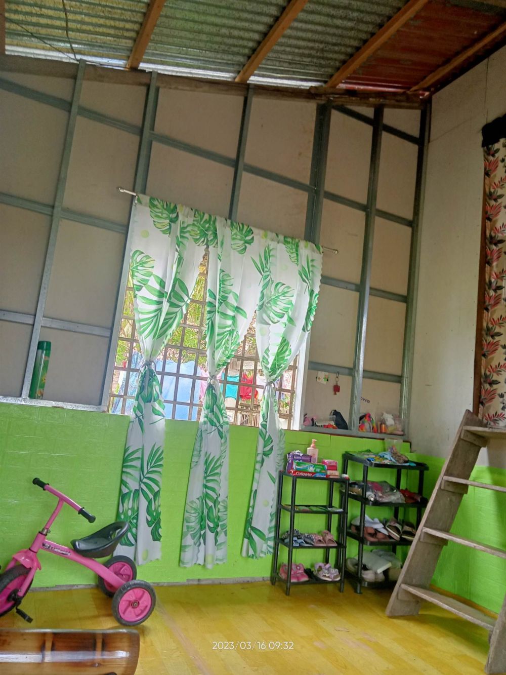 rumah tanpa teras sederhana tapi apik © Facebook/Home Design Pictures rumah tanpa teras sederhana tapi apik © Facebook/Home Design Pictures