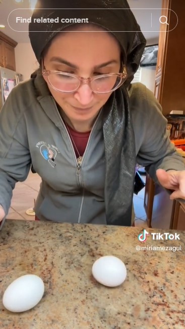 Trik mudah membedakan telur yang sudah direbus dan masih mentah tanpa memecah cangkangnya