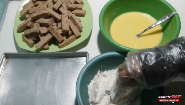 Trik jitu memanir nugget agar hasilnya rata, menempel sempurna, dan nggak rontok saat digoreng