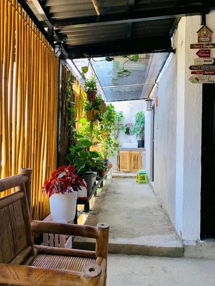 rumah bambu bernuansa tropis © Facebook