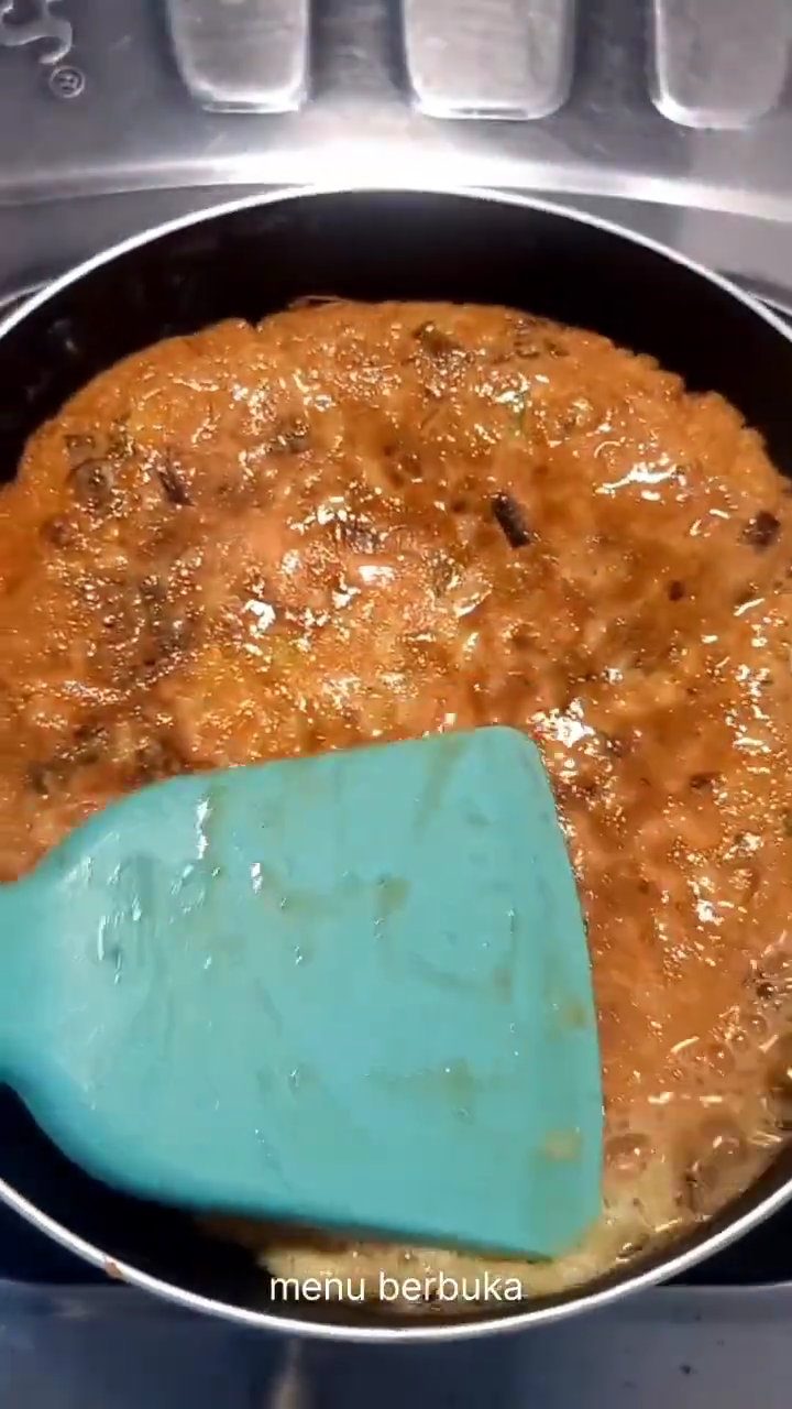 Bukan ditambah tepung terigu, ini trik bikin telur dadar agar lebih tebal dan tidak kempis