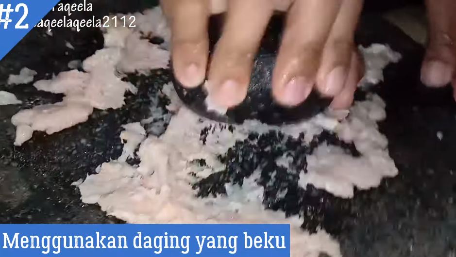 Tanpa chopper atau blender, ini trik praktis menghaluskan daging ayam