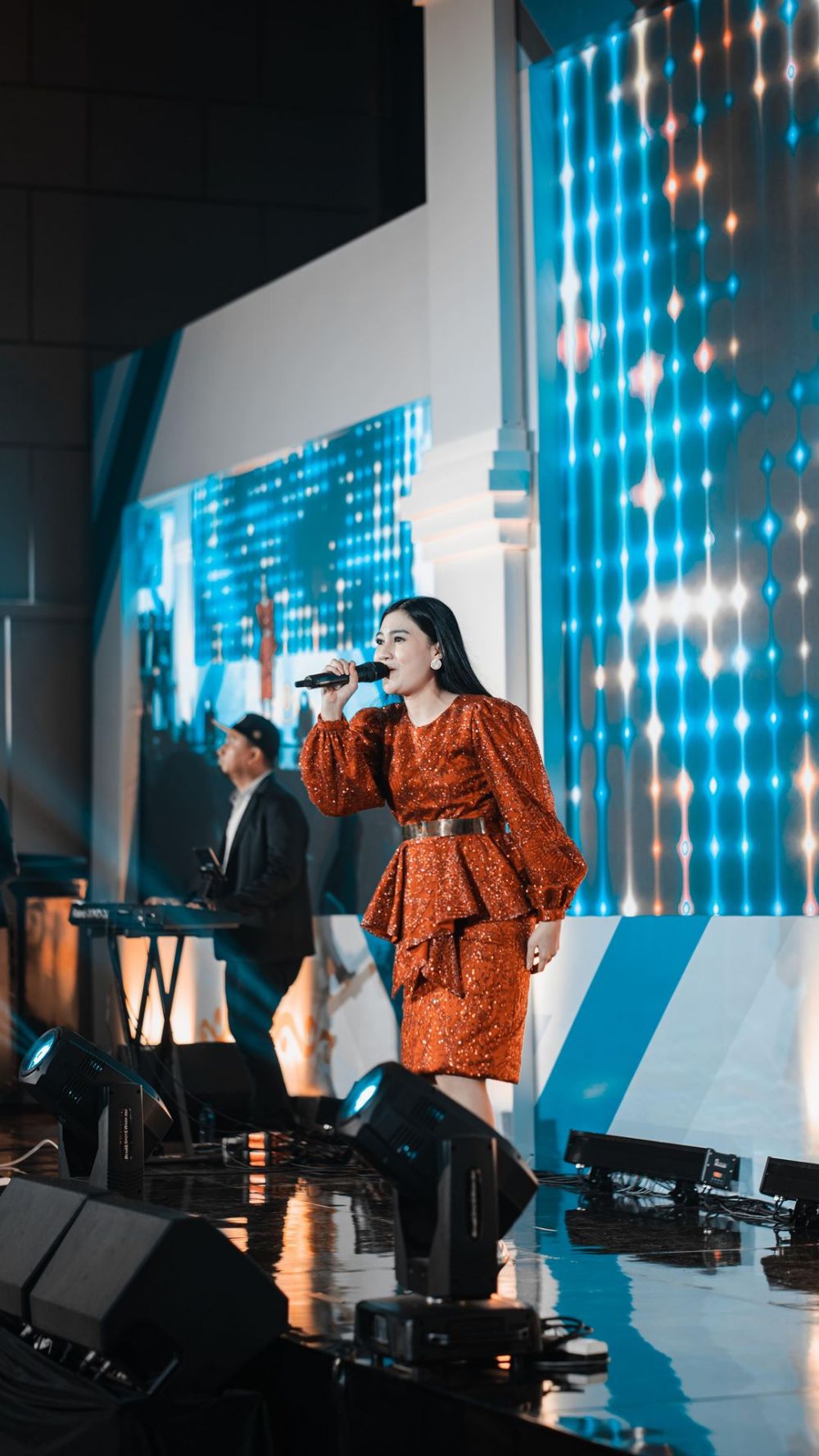 penampilan seleb usai melahirkan © instagram