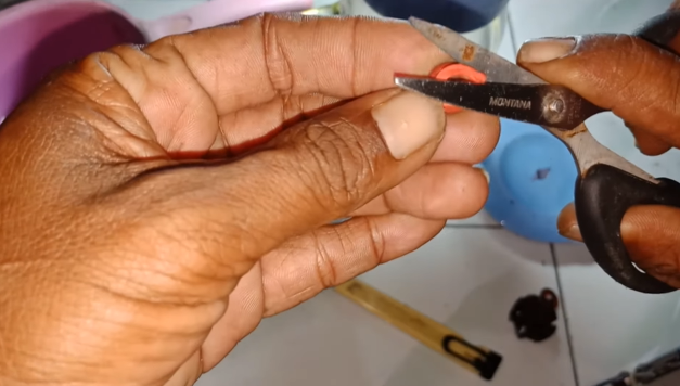 Nggak perlu ganti baru, ini cara mudah atasi blender yang bocor cuma pakai 1 alat dapur