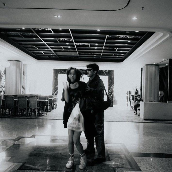 Potret kemesraan Widi Vierratale bareng kekasih © 2023 brilio.net Potret kemesraan Widi Vierratale bareng kekasih © 2023 brilio.net