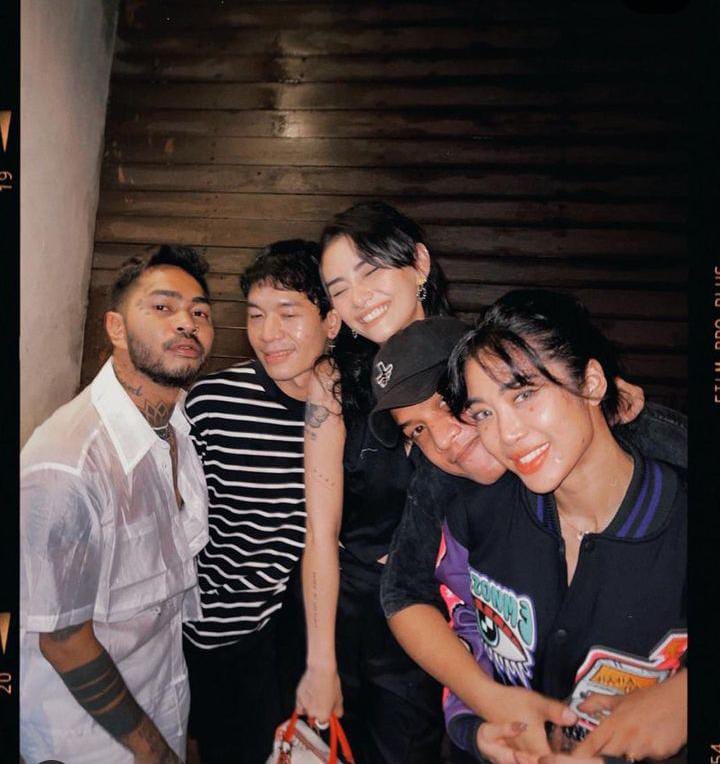 Potret kemesraan Widi Vierratale bareng kekasih © 2023 brilio.net Potret kemesraan Widi Vierratale bareng kekasih © 2023 brilio.net