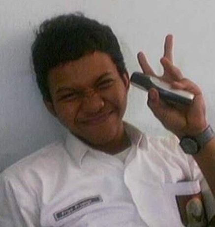 Potret lawas seleb sebelum jadi pelawak terkenal, Andre Taulany plek ketiplek sang putra © 2023 brilio.net Potret lawas seleb sebelum jadi pelawak terkenal, Andre Taulany plek ketiplek sang putra © 2023 brilio.net