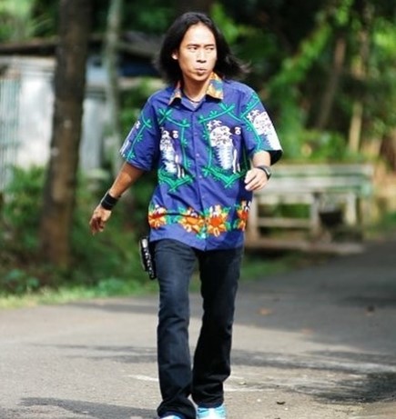 Potret lawas seleb sebelum jadi pelawak terkenal, Andre Taulany plek ketiplek sang putra © 2023 brilio.net Potret lawas seleb sebelum jadi pelawak terkenal, Andre Taulany plek ketiplek sang putra © 2023 brilio.net