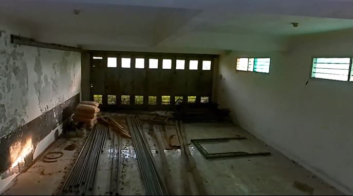 potret rumah mewah terbengkalai Berbagai sumber