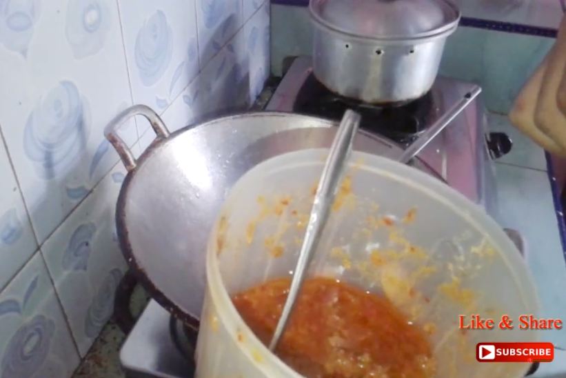 Tambahkan 2 jenis sayur, ini trik bikin nasi goreng yang enak, kering, dan tak menyerap banyak minyak