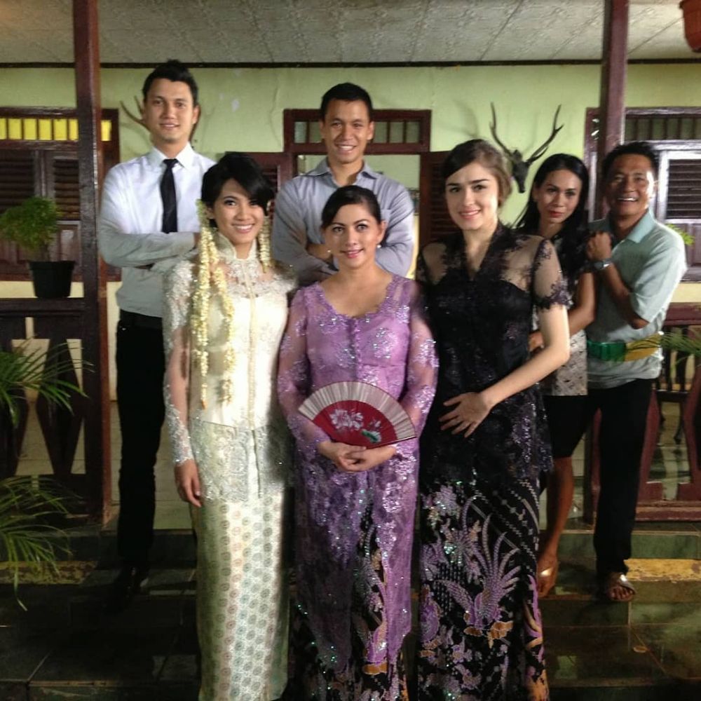 potret awal karier sahabat sherina yang dicap terlalu kurus © berbagai sumber potret awal karier sahabat sherina yang dicap terlalu kurus © berbagai sumber