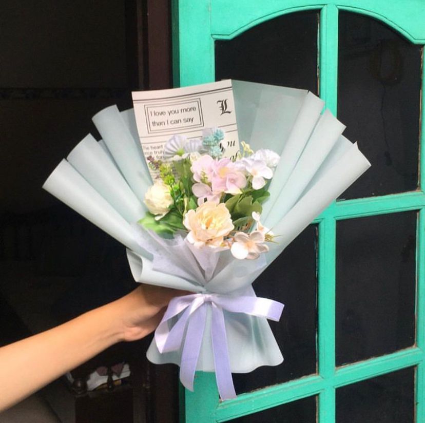 kisah inspiratif mahasiswa uny kuliah kumpulkan cuan dari buket bunga © 2023 brilio.net kisah inspiratif mahasiswa uny kuliah kumpulkan cuan dari buket bunga © 2023 brilio.net