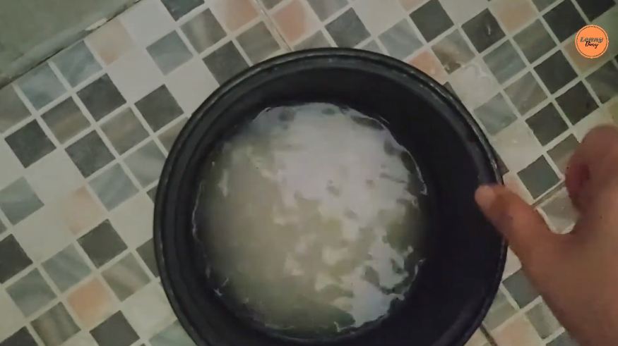 Trik menanak nasi putih agar tinggi serat dan bisa lunturkan lemak, tanpa ditambah perasan jeruk nipis