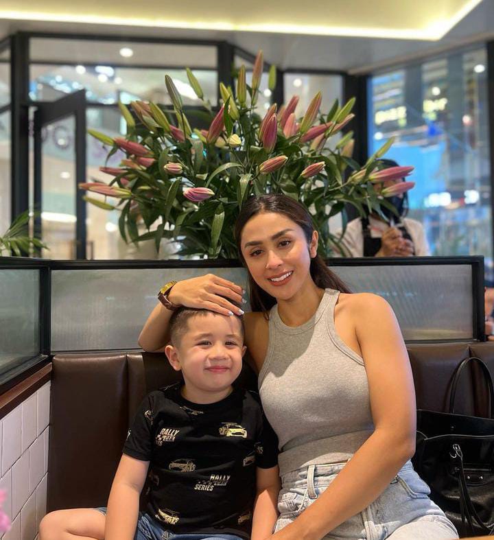 Potret tanpa makeup 9 pedangdut koplo saat momong anak © 2023 brilio.net