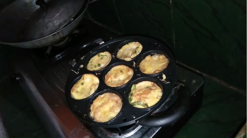 Tanpa tepung sachet, ini trik mudah bikin telur dadar krispi lebih tebal dan renyah tahan lama
