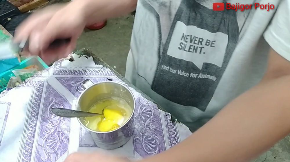Trik membuat telur dadar agar makin tebal tanpa tepung terigu, cukup tambahkan 1 bahan