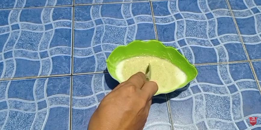 Trik mudah hilangkan kerak gosong di pantat panci agar bersih maksimal cuma pakai 1 limbah dapur