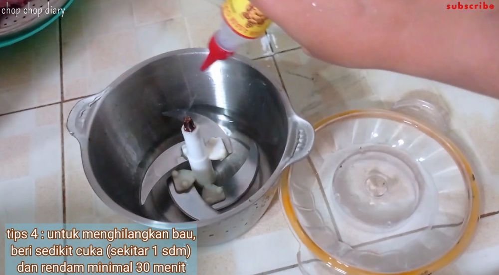 Trik ampuh menghilangkan bau amis daging di chopper, cukup pakai 1 bahan dapur