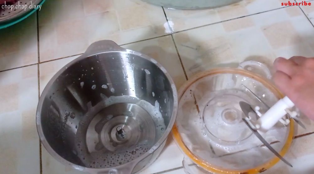 Trik ampuh menghilangkan bau amis daging di chopper, cukup pakai 1 bahan dapur