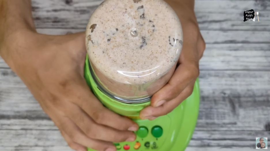 Trik mudah bikin tempe bacem agar hasilnya utuh, nggak menyerap banyak minyak, dan antigosong