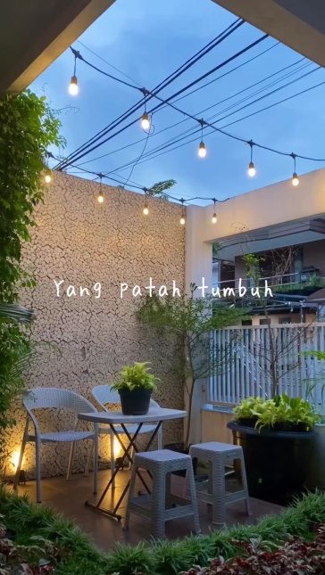 ruang tamu di teras tanpa atap © TikTok