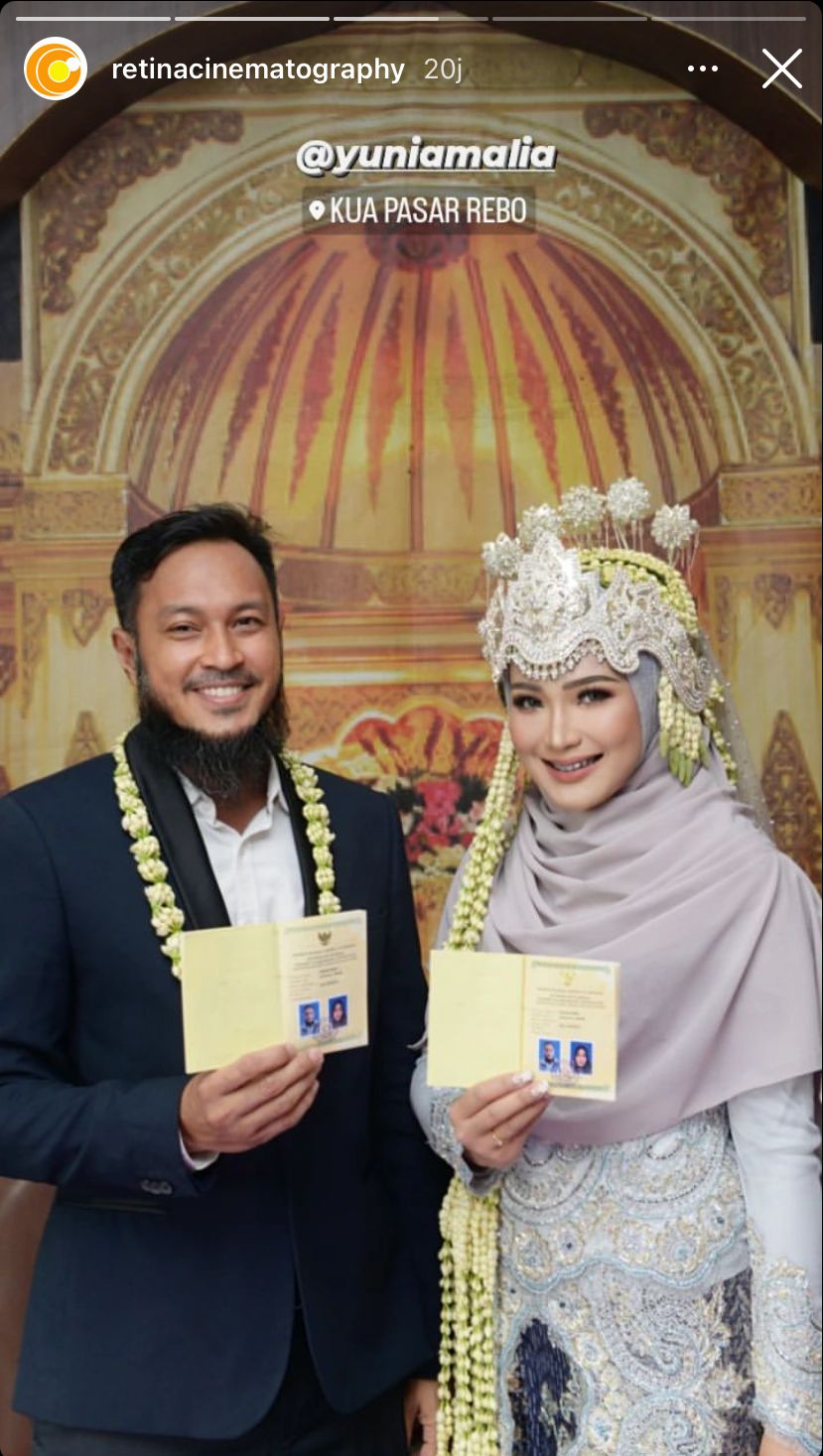 momen pernikahan eks istri siri bambang pamungkas © instagram