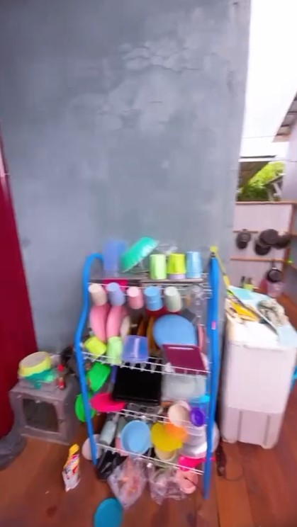 dapur seng penataannya sedap dipandang  © TikTok dapur seng penataannya sedap dipandang  © TikTok