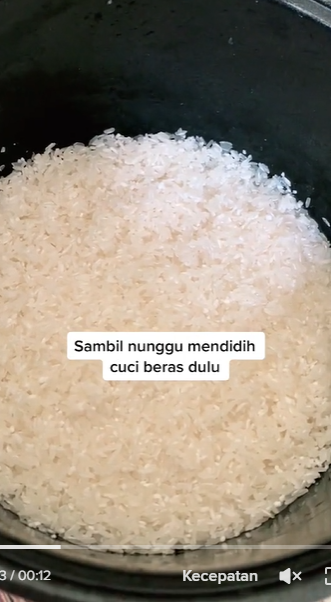 Bukan dimasak di atas kompor, ini cara menanak nasi agar matang sempurna yang hemat listrik dan waktu 