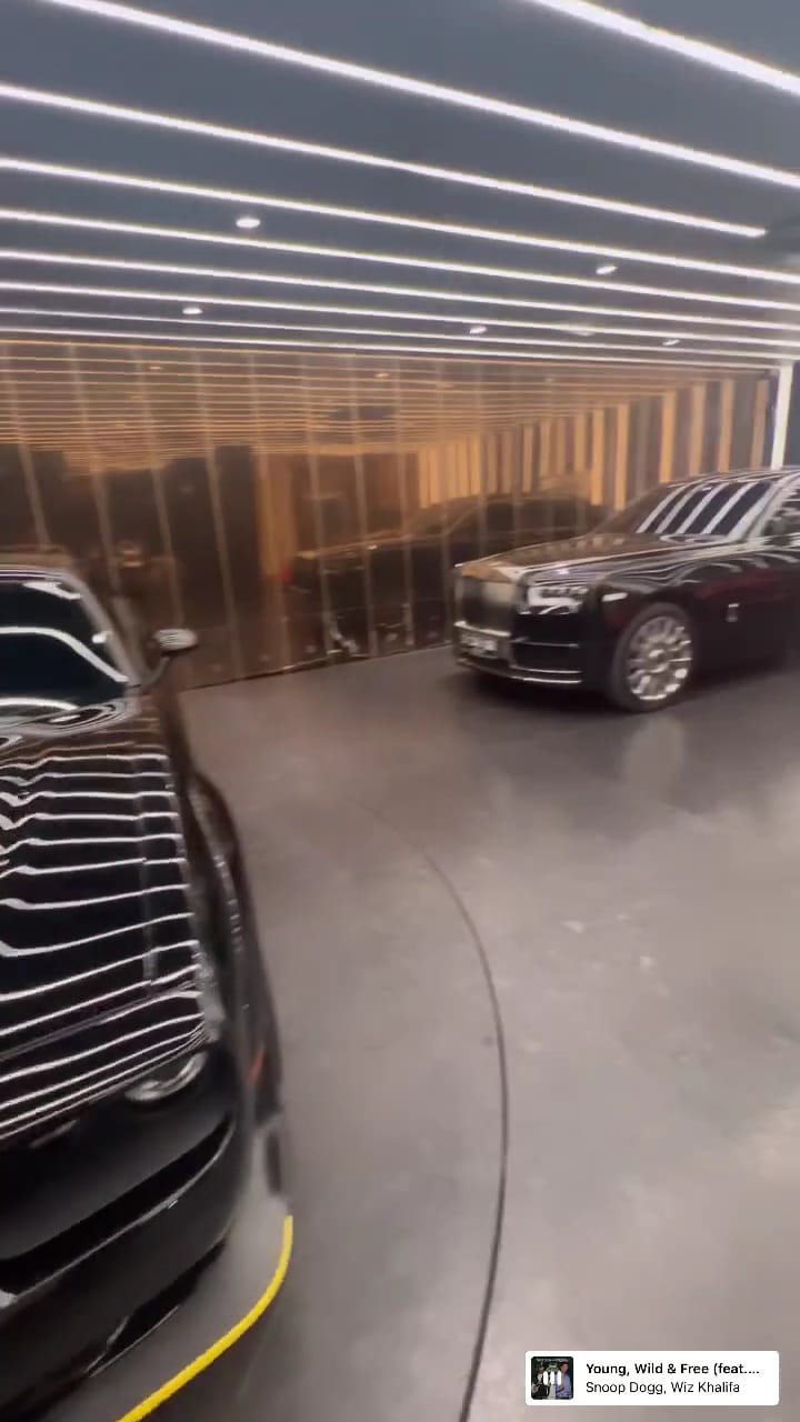 9 Penampakan mewah garasi Raffi Ahmad di rumah baru, ada lift khusus mobil © 2023 brilio.net