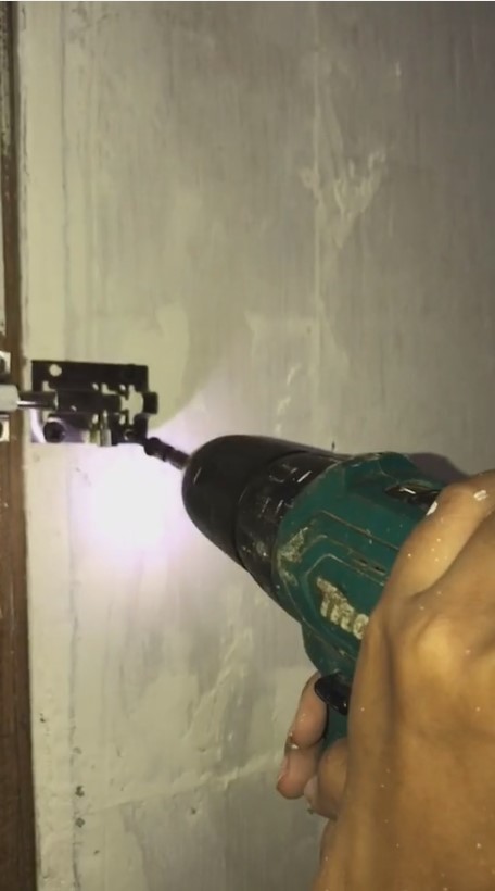 cucu makeover kamar nenek © TikTok/@lollyyyta